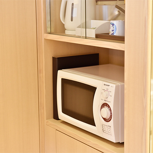 [Garden Terrace Family Room] Microwave