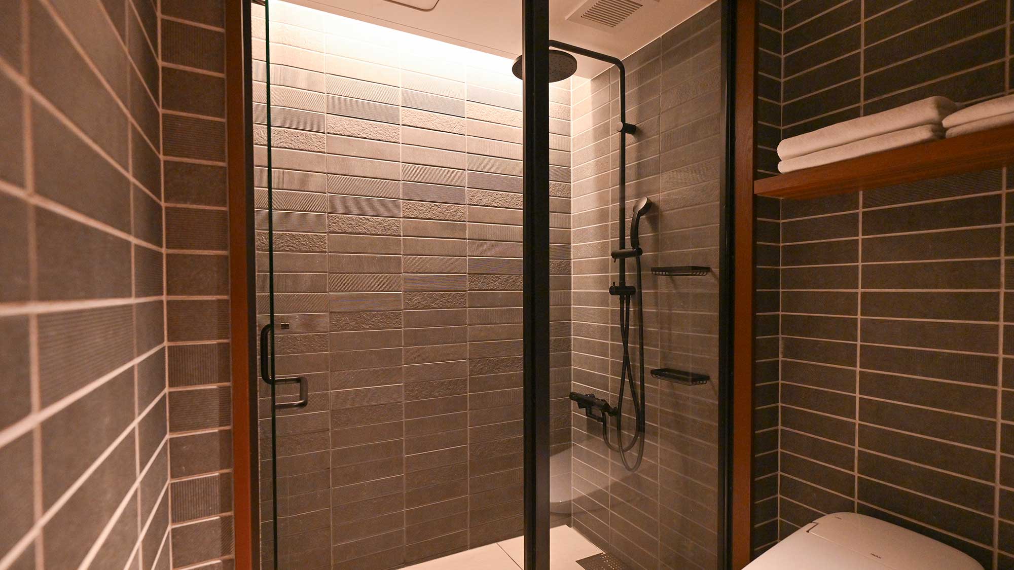 【テラスヴィラ】シャワールーム