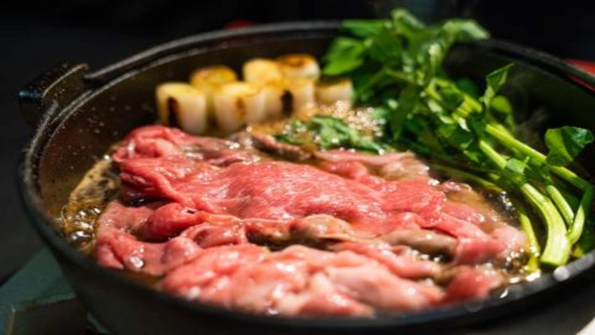 《お食事重視の方に》プレミアムプラン／伊勢海老・鮑・国産牛鍋付き炭火焼会席（夕朝食付）