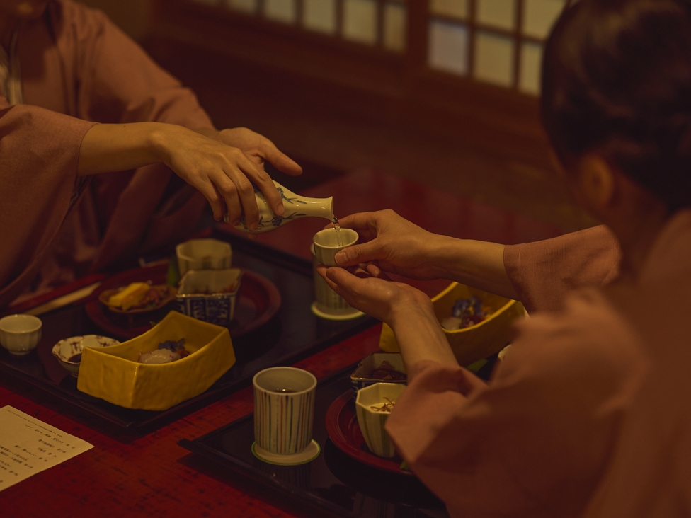 【事前カード決済限定/返金不可】夕朝食付プラン【四季折々の創作料理”天拝会席”】