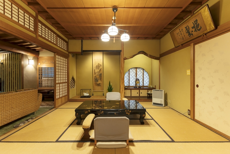 《1泊2食付・離れ蓮魚庵》落ち着きのある純日本家屋の佇まい　ご家族でもお過ごし頂ける特別室　