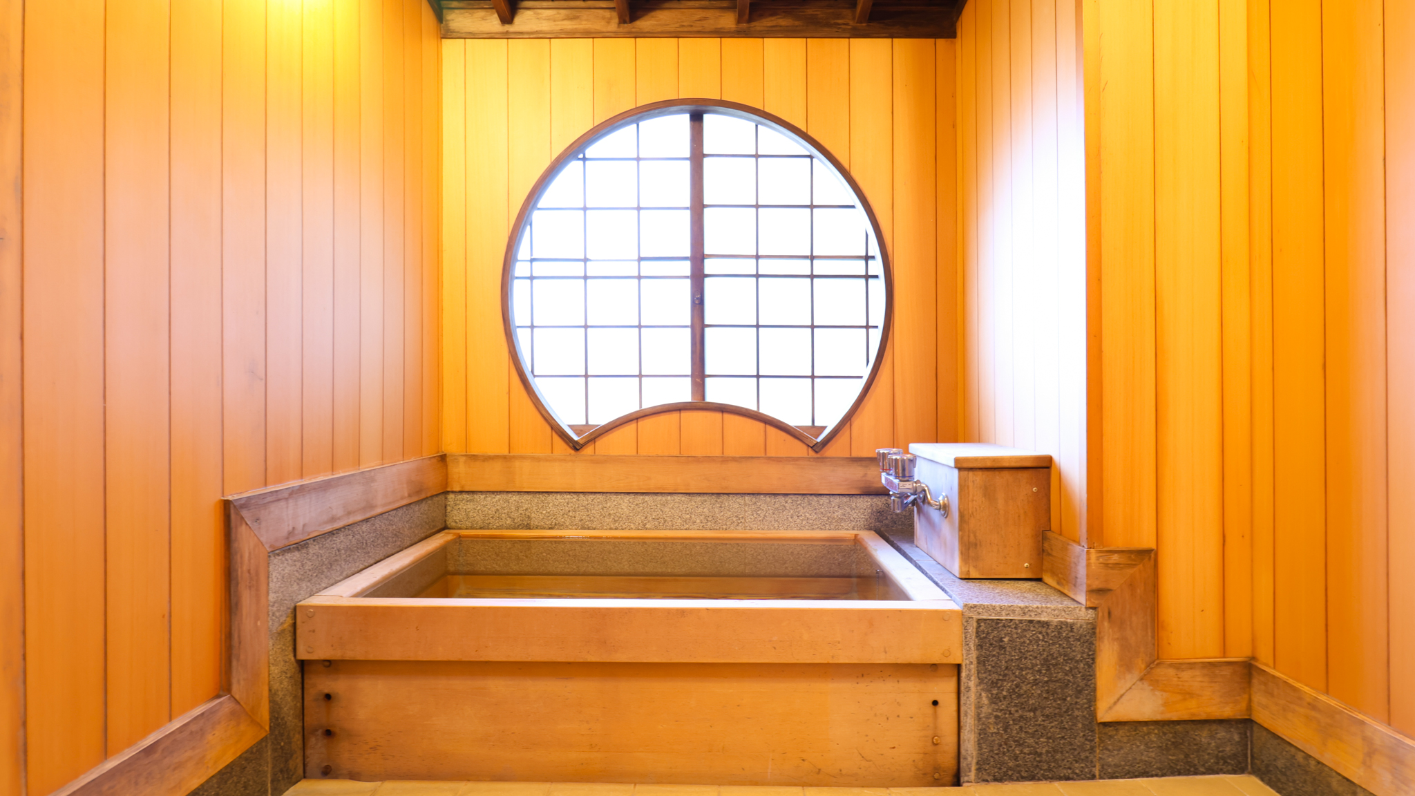 【客室】蓮魚庵