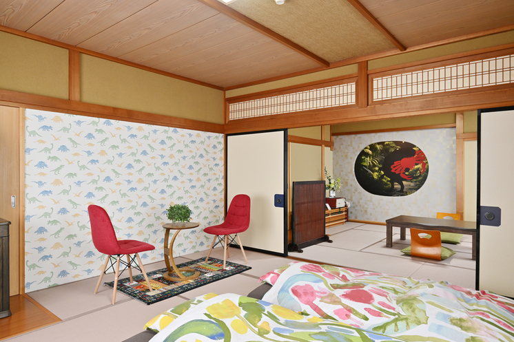 Fukuiルーム22畳（越前蟹&times;恐竜）トイレ・洗面付