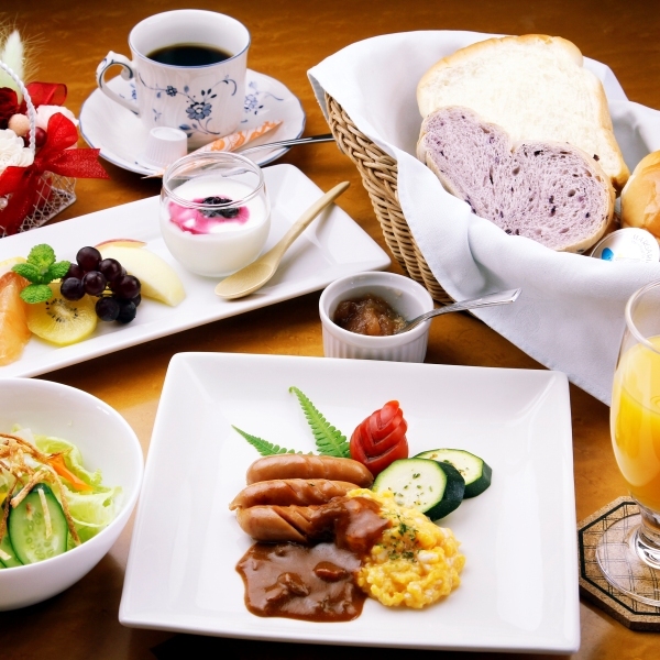 【直前割】朝食付が500円OFF！ 美味しい朝食を食べて元気いっぱい北志賀高原を楽しもう♪