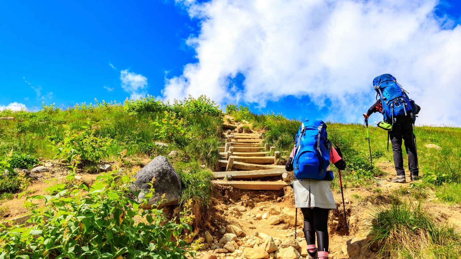 【蔵王トレッキング〇2食付】登山に嬉しい特典付♪高山植物や紅葉の絶景へ！温泉露天風呂＆蔵王牛すき焼き