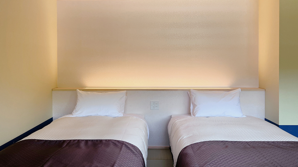 温泉付き客室「茜」シモンズベッド2台