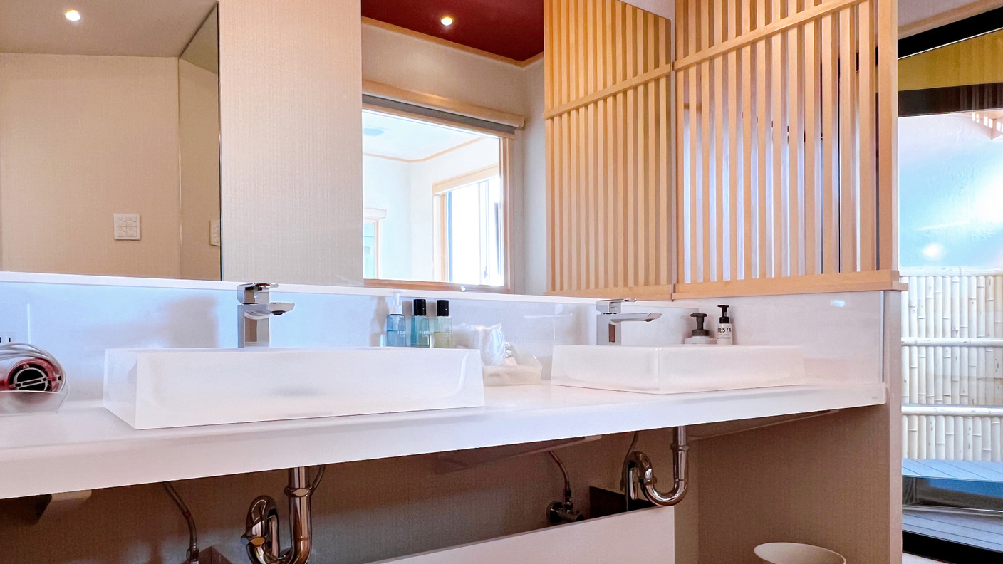 露天風呂付き客室　～特別室～　洗面台