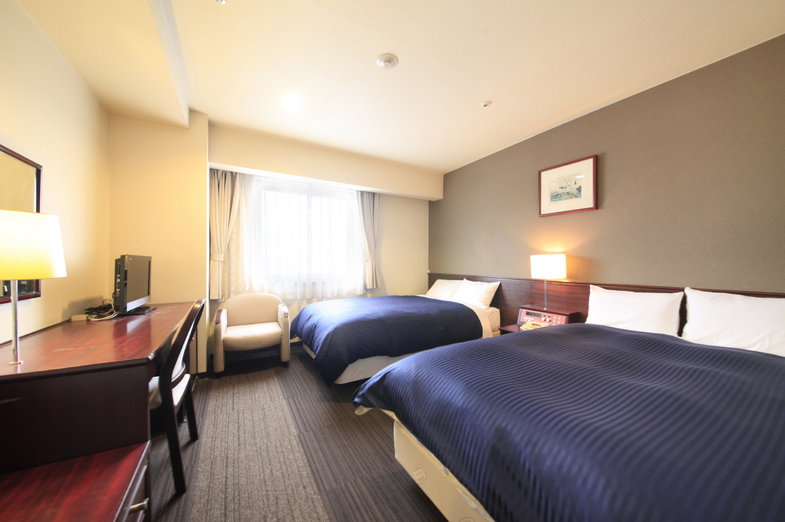 スタンダードツイン21平米（120センチ幅セミダブルベッド）