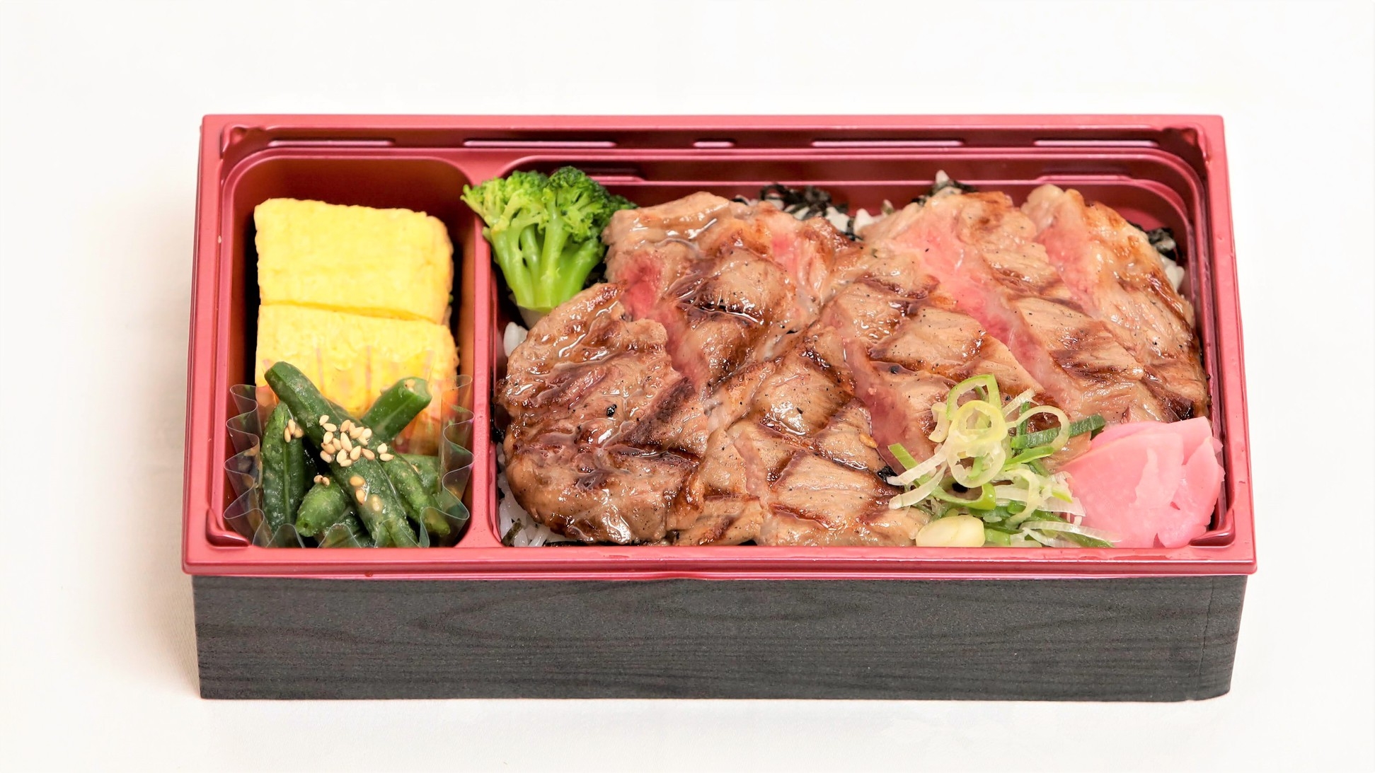 【黒毛和牛飛騨牛ステーキ弁当付】お部屋で季節のお弁当を楽しむ「へや弁」＜夕食付＞ 