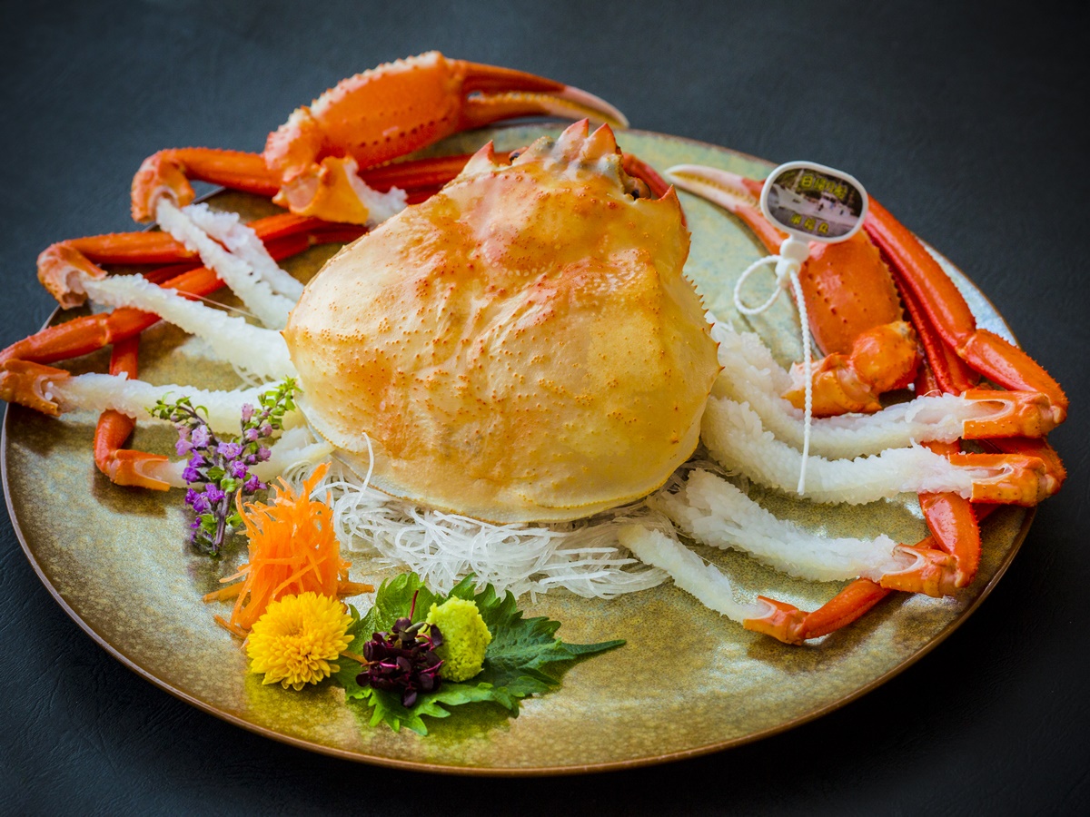 【紅ズワイ蟹上級フルコース】４月～５月　お料理一例　蟹のお刺身