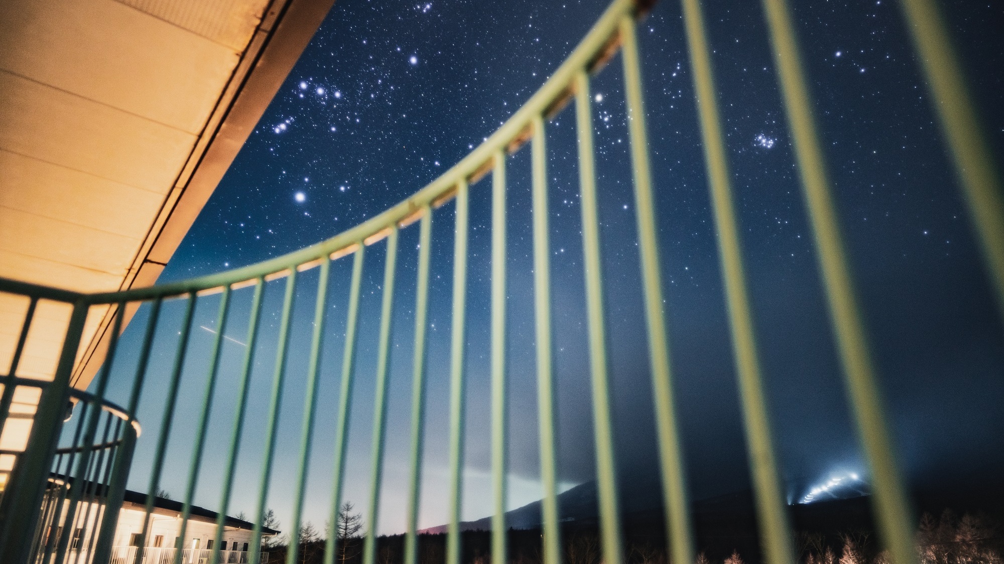 ツインツームのベランダから見る星空