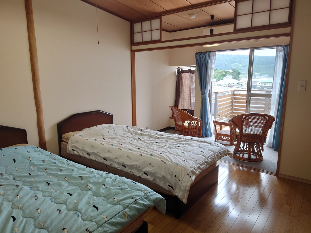 海を望むウッドデッキ付きツインルーム（3階）