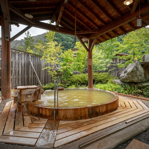 檜露天風呂「飯森の湯」