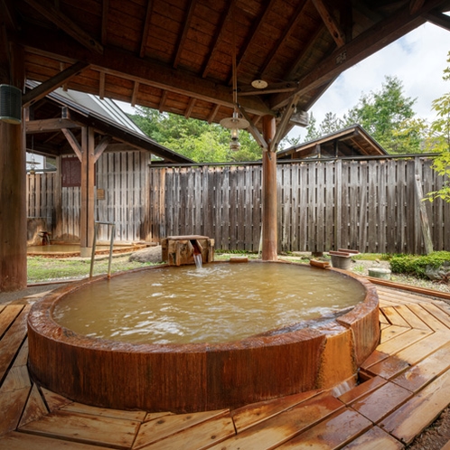 檜露天風呂「飯森の湯」