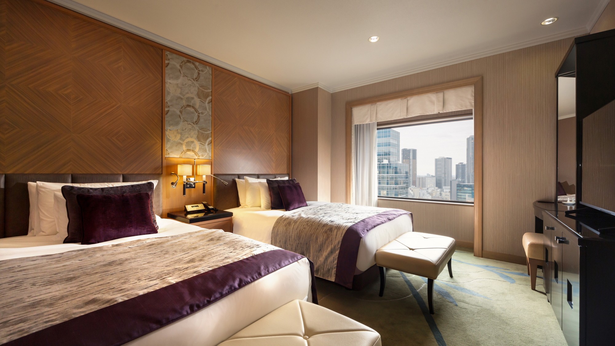 アンバサダースイート　ベッドルーム