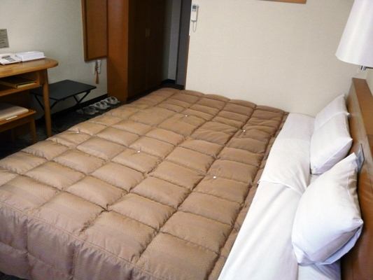 Ruang keluarga (lebar tempat tidur 240 cm)
