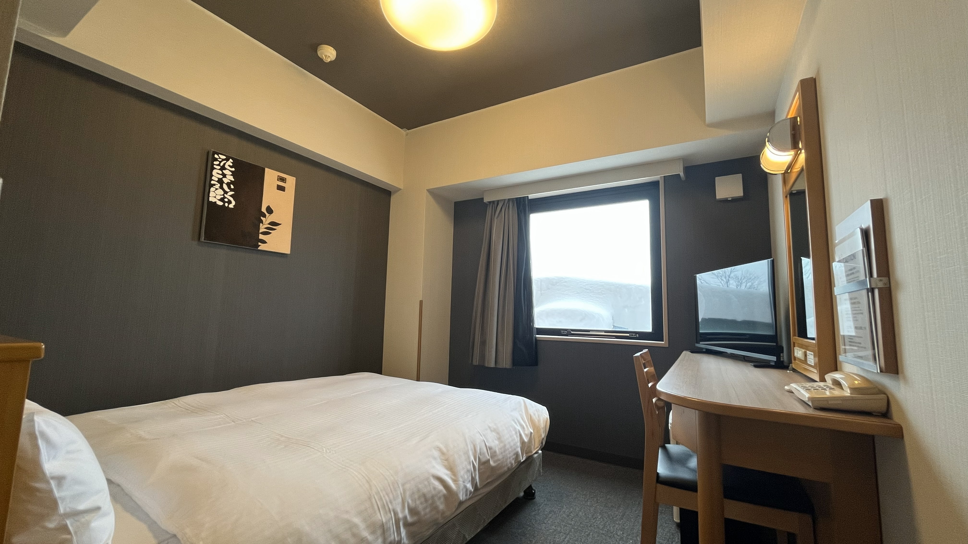 セミダブルルーム