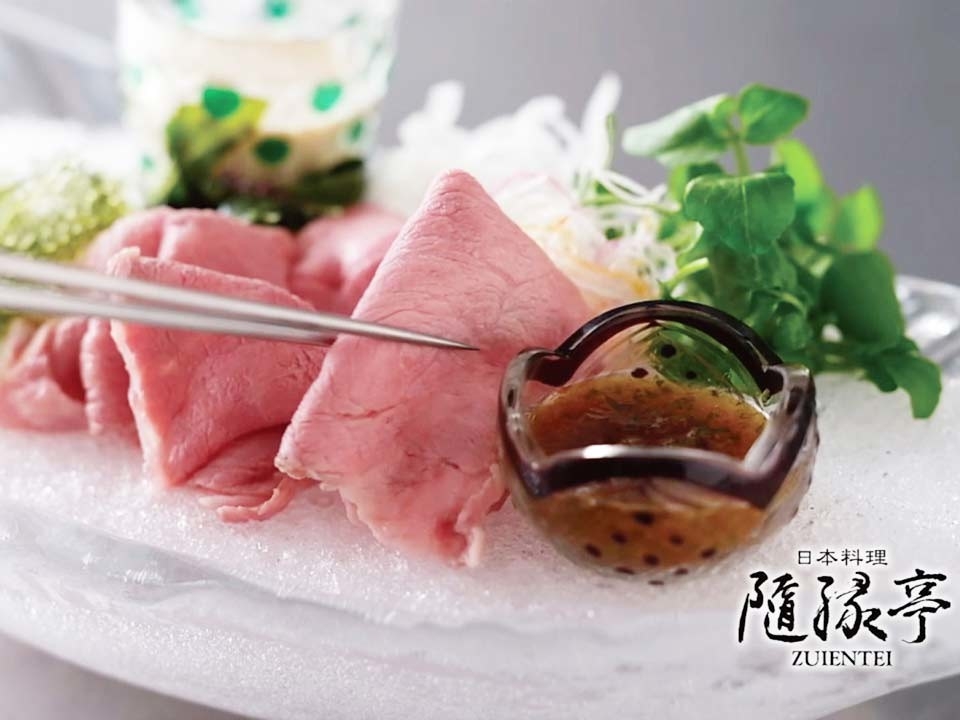 【太閤会席】色鮮やかな前菜や煮物椀、国産牛サーロインがお愉しみ頂けるスタンダードな会席（一泊二食付）