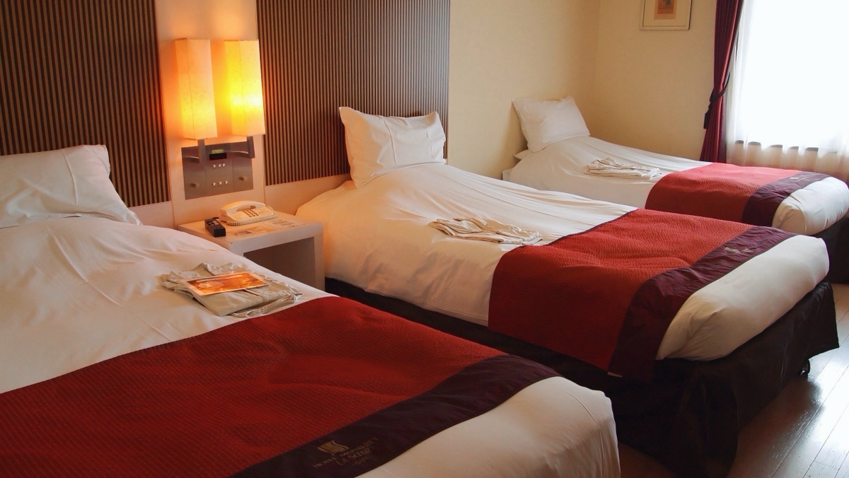 アジョイニングルーム