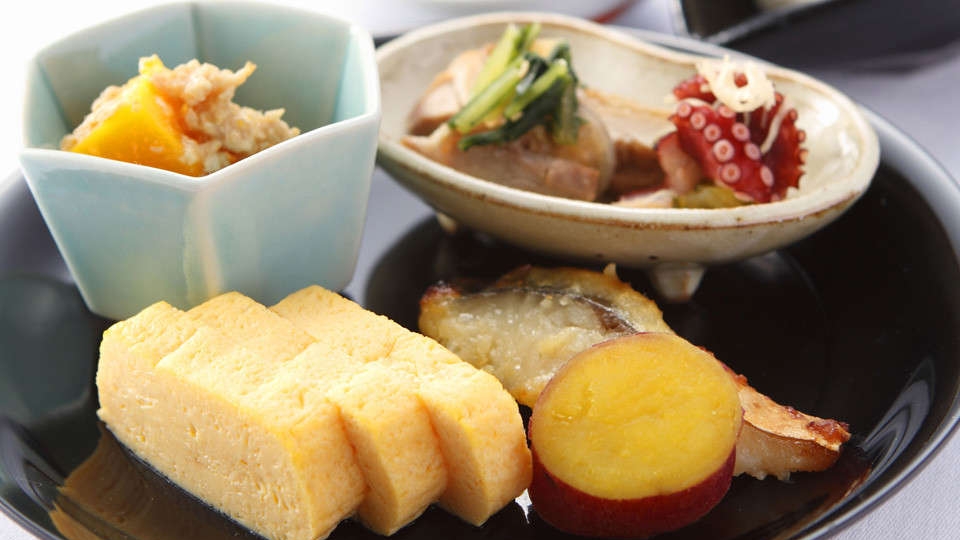 朝食
