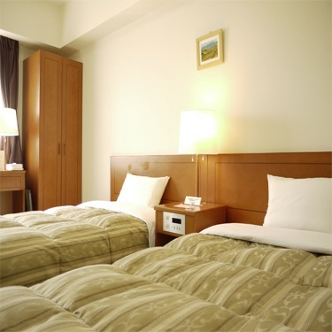 Kamar [Twin] Aman dengan anak-anak! Memperkenalkan tempat tidur dengan lebar 110 cm yang memungkinkan Anda untuk tidur bersama