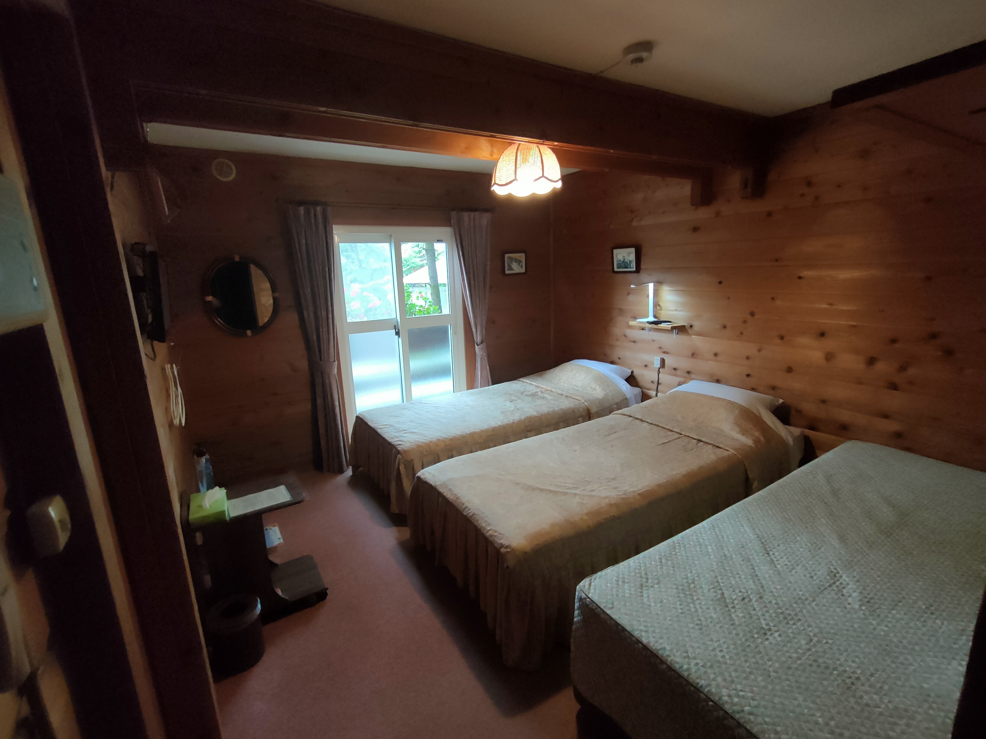 バストイレ共同２ベッド利用