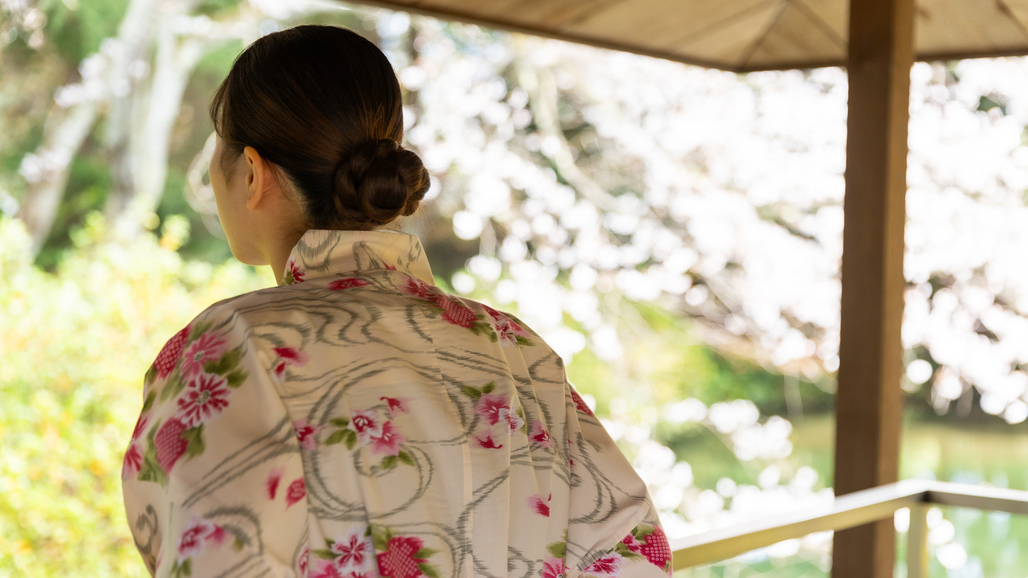 特典付き【卒業旅行・入学旅行】ご家族やお仲間と老舗旅館で大人旅。温泉風呂付和の風情ある客室／金澤懐石