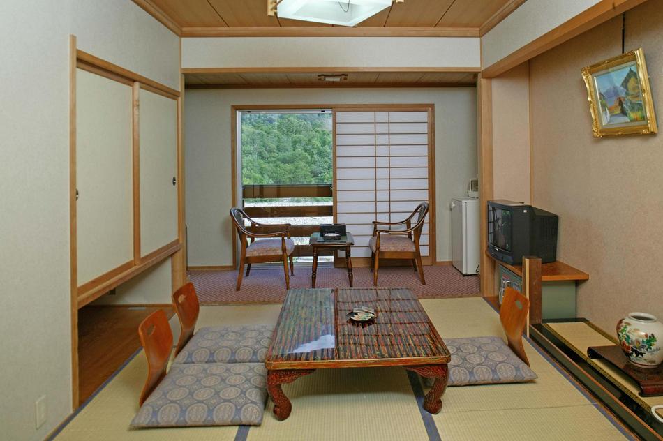 Japanese-style room