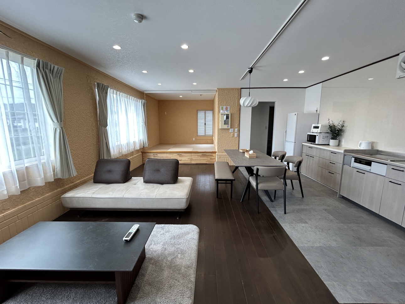 【別館せせらぎ】一棟貸し・広々LDK・最大10名・無料駐車場