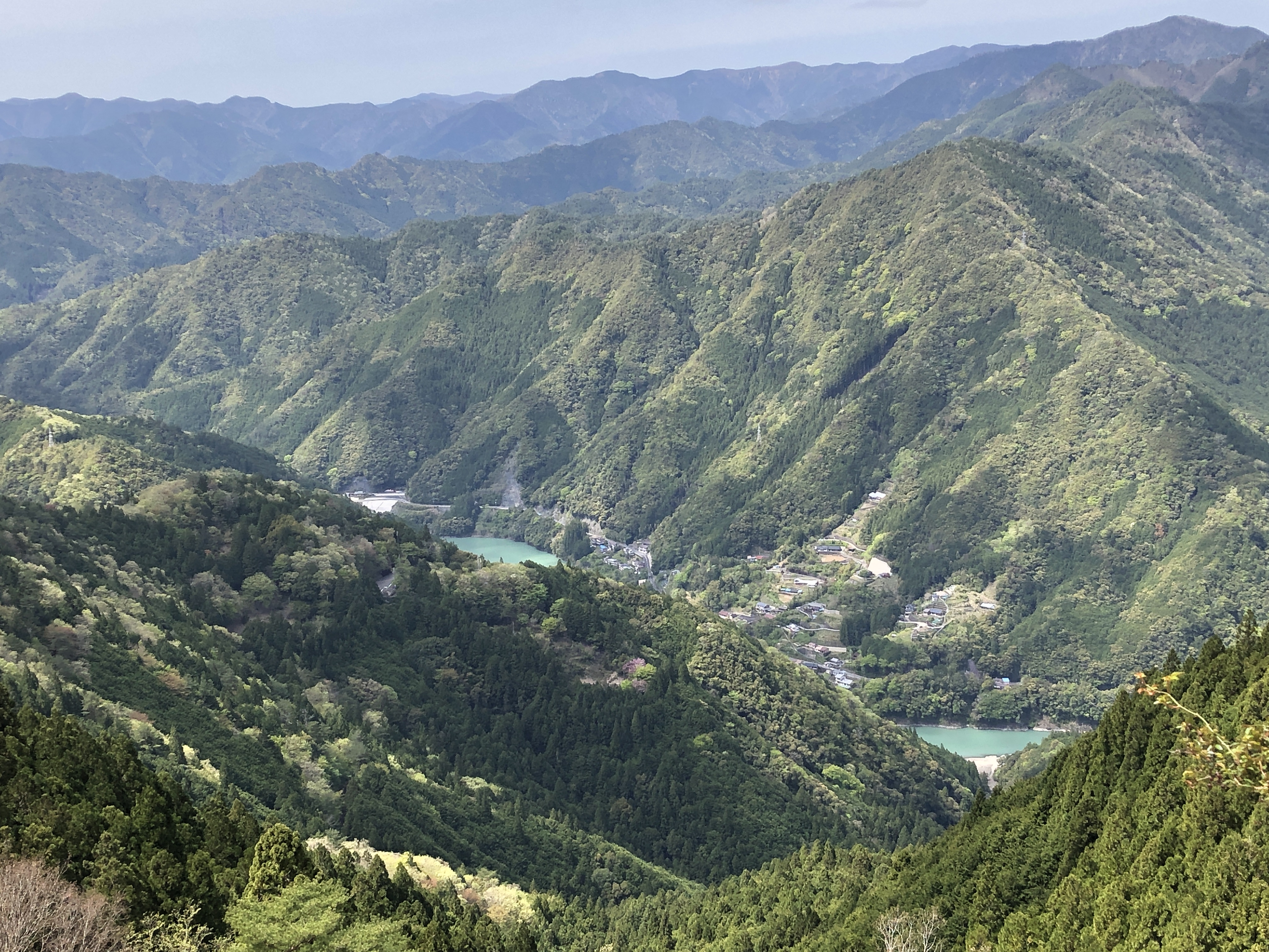 観光スポット☆玉置山から見る十津川の山々