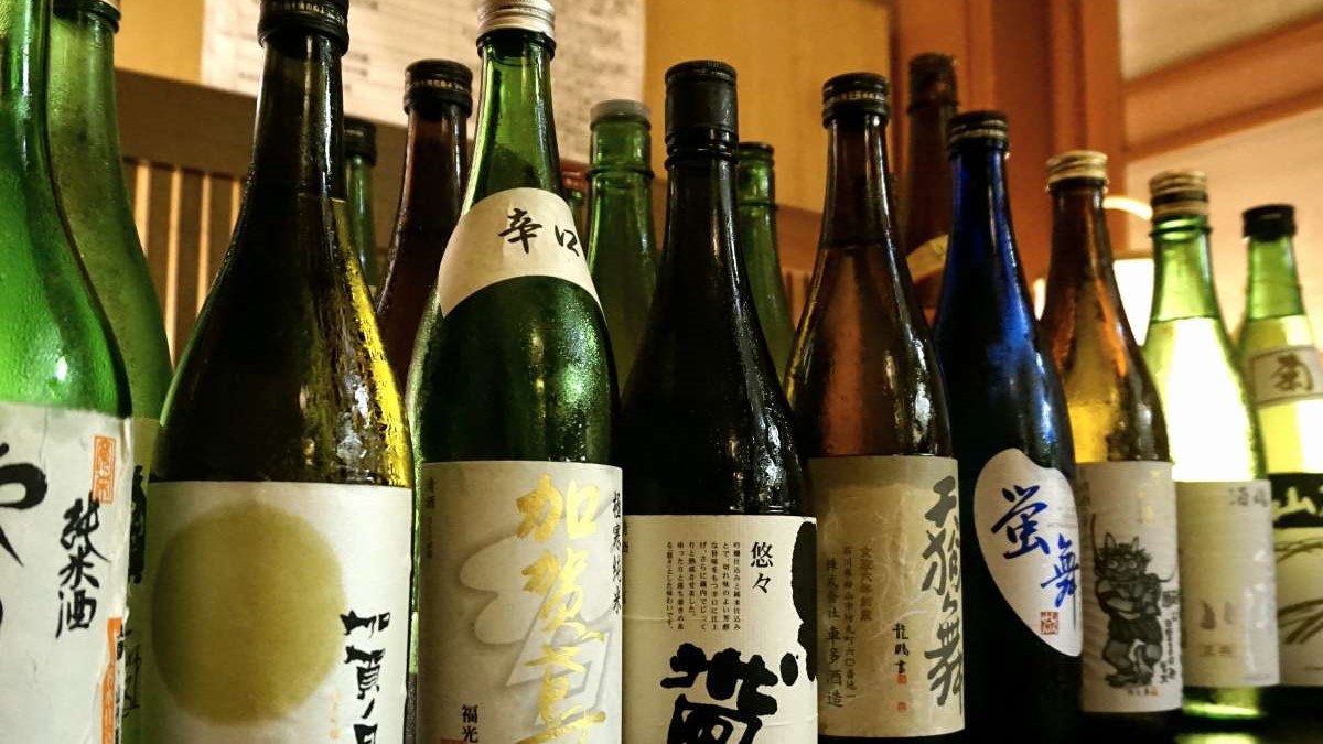 20種類の地酒飲み比べ放題