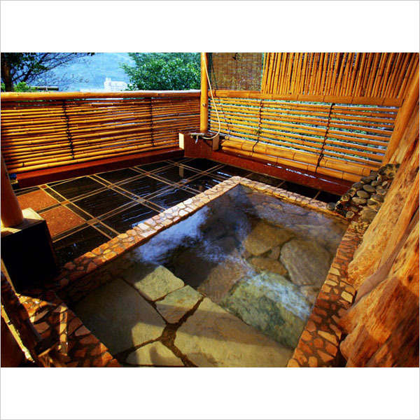 【楽天トラベルサマーSALE】【温泉三昧】3種のお風呂を堪能…素泊り温泉旅行