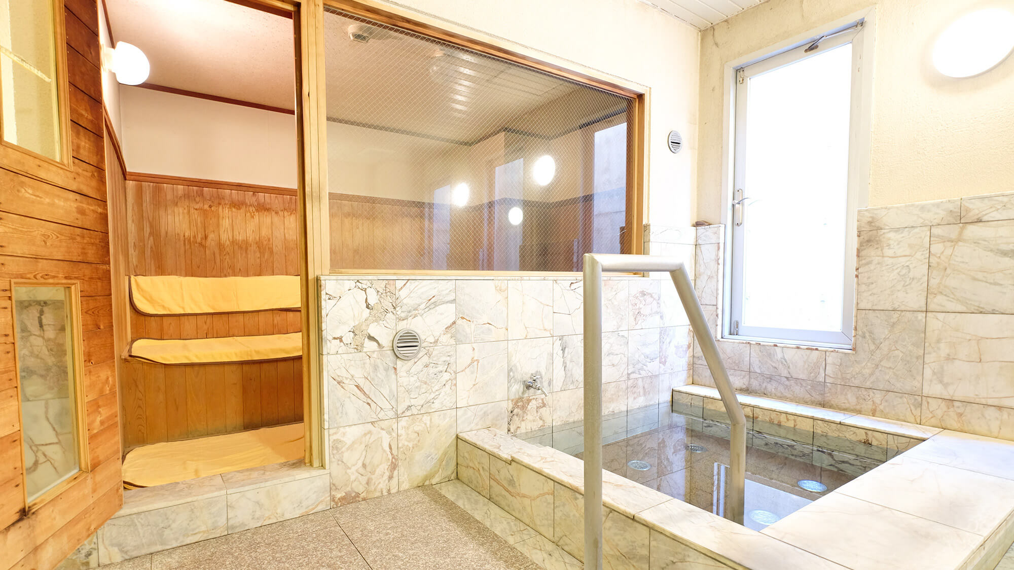 サウナと水風呂（男子）