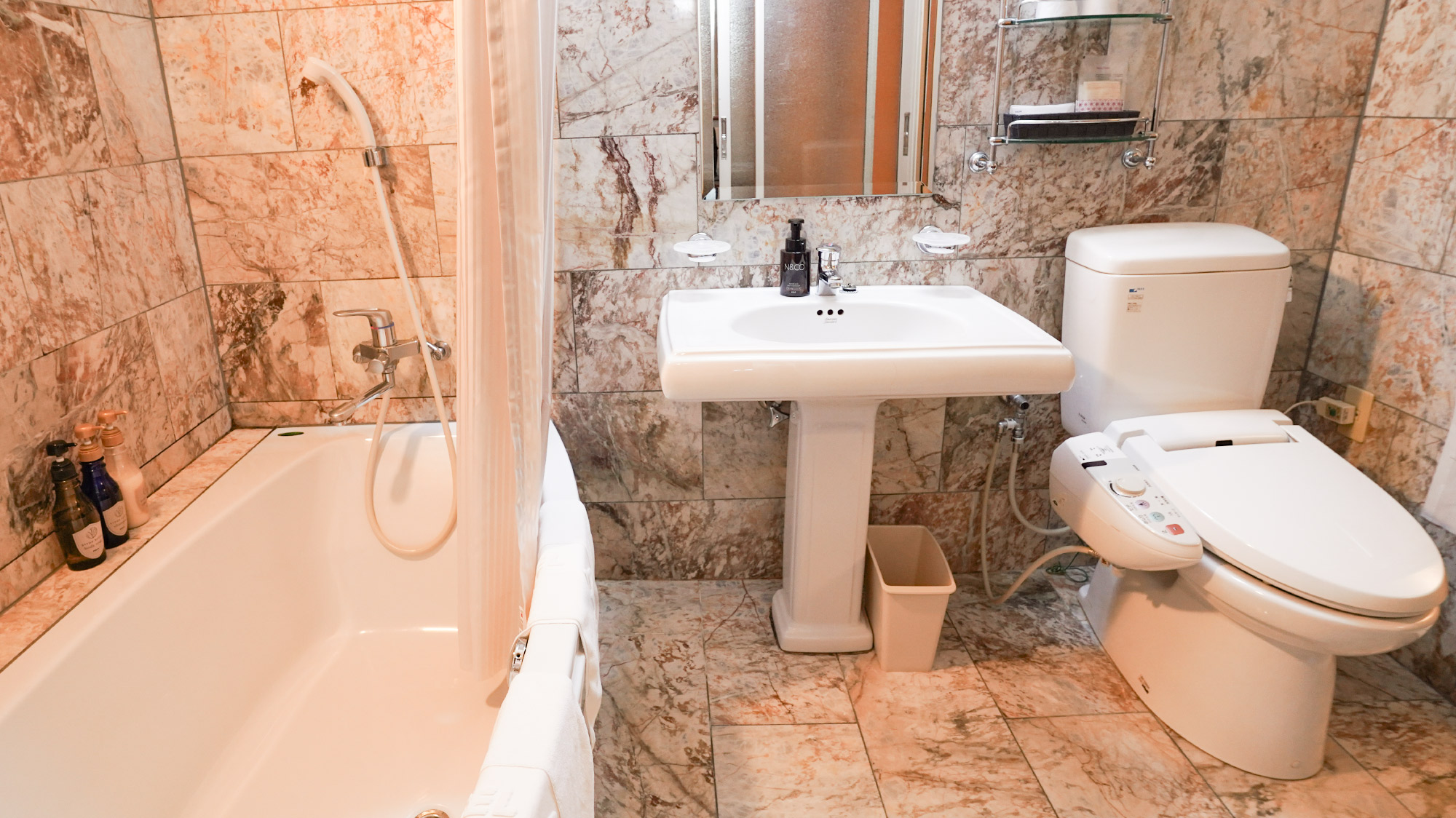 スイートルーム ユニットバス