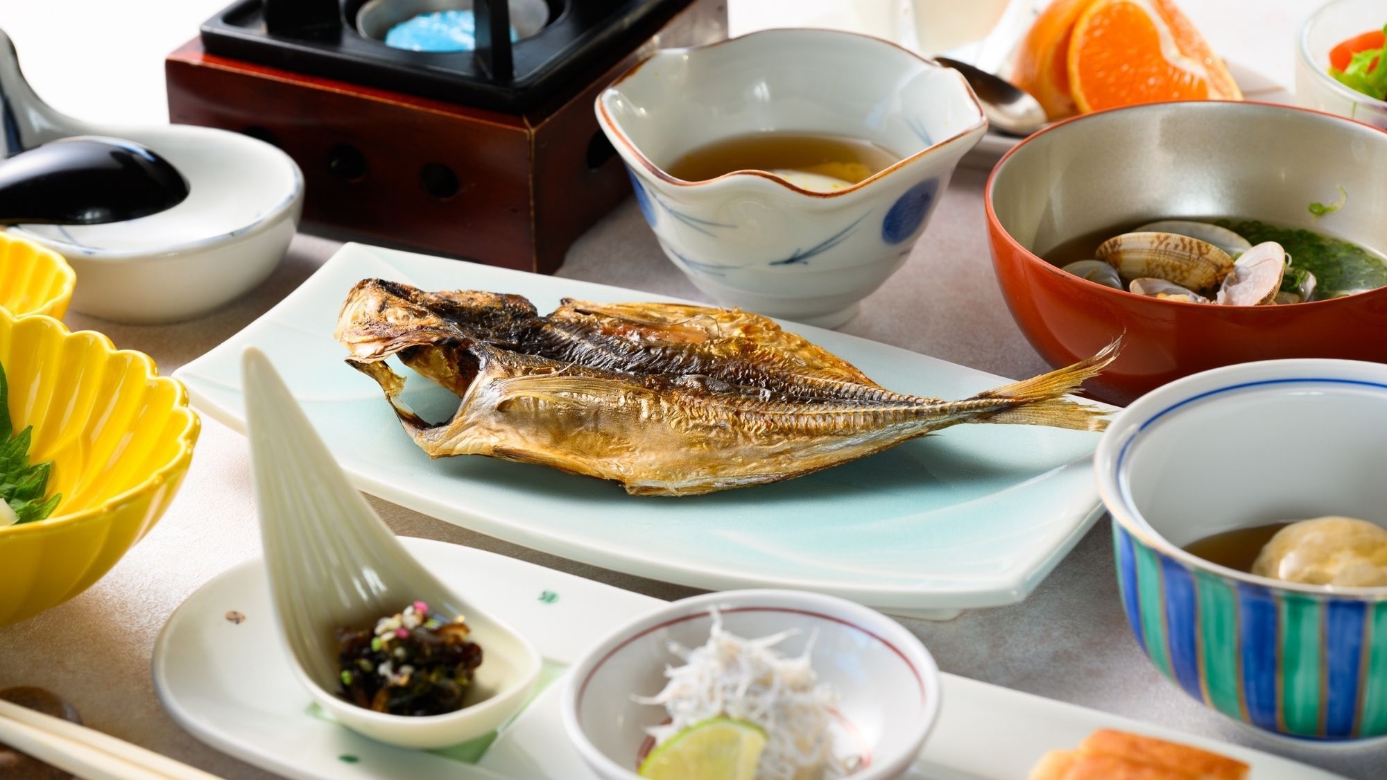 【平日限定｜一人旅プラン】四季の懐石と湯巡りを楽しむ！鮑の踊り焼き付き｜レストラン食｜2食付