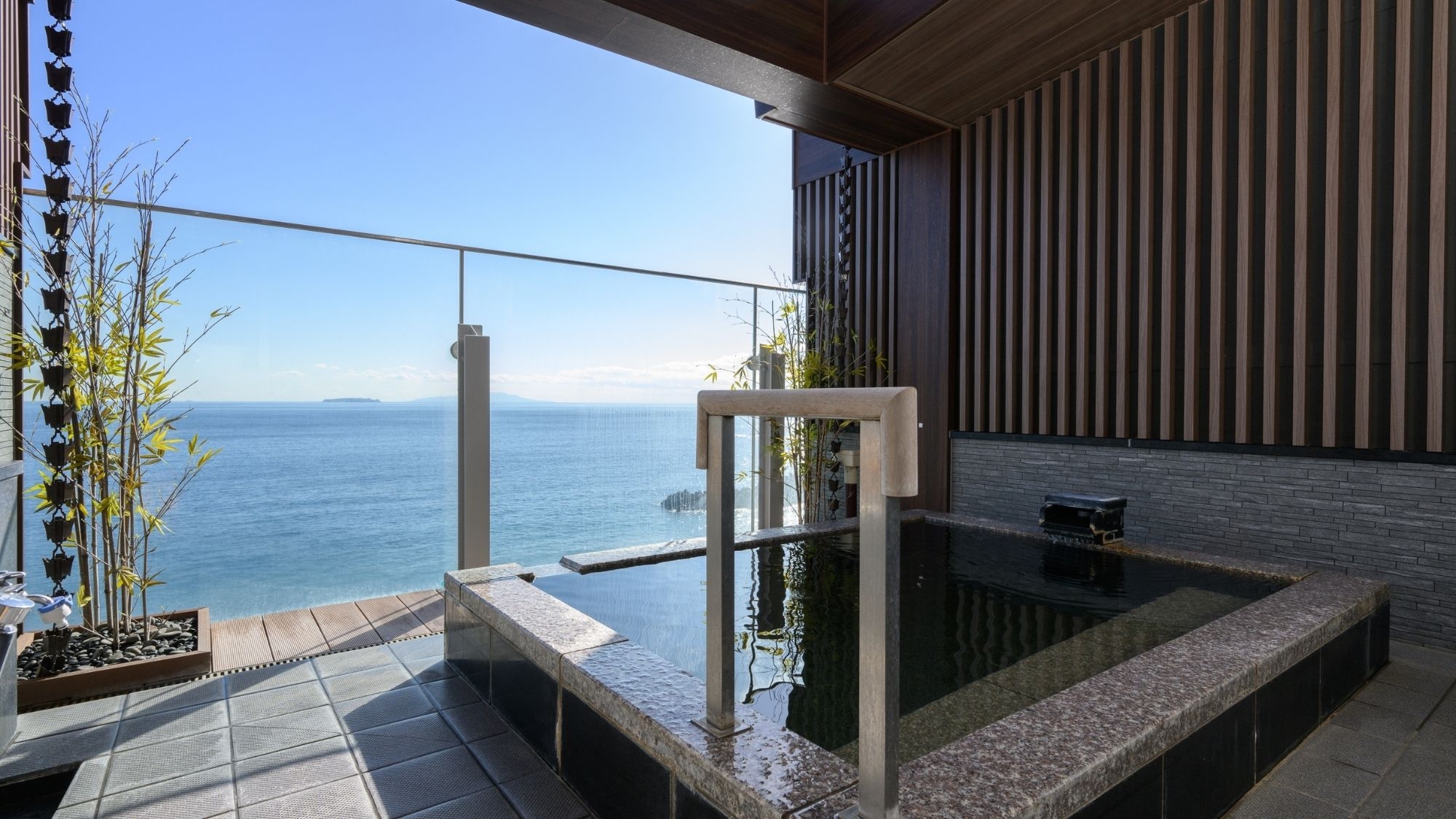 【ライトプラン】美味少量懐石料理と貸切露天で湯巡りを楽しむ｜レストラン食｜2食付