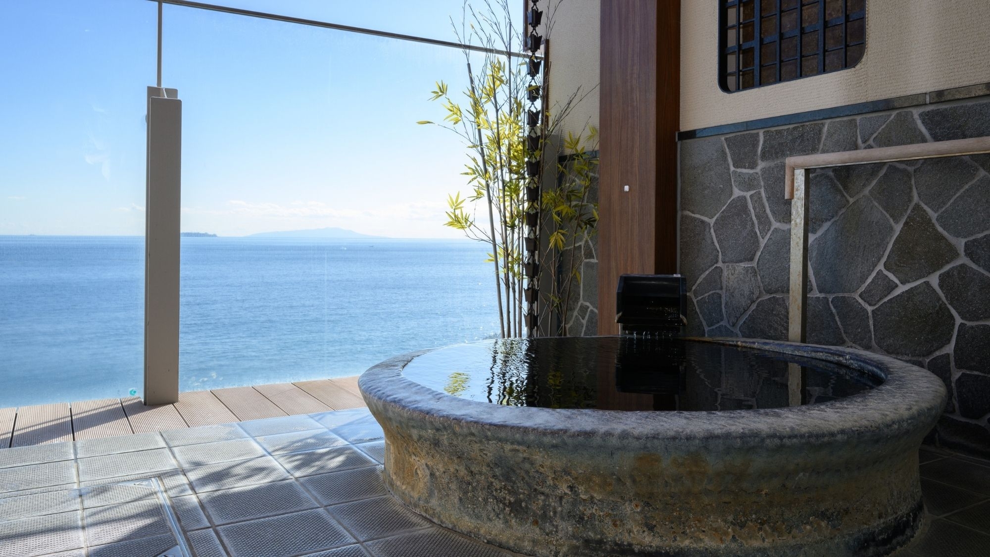 【ライトプラン】美味少量懐石料理と貸切露天で湯巡りを楽しむ｜お部屋食｜2食付