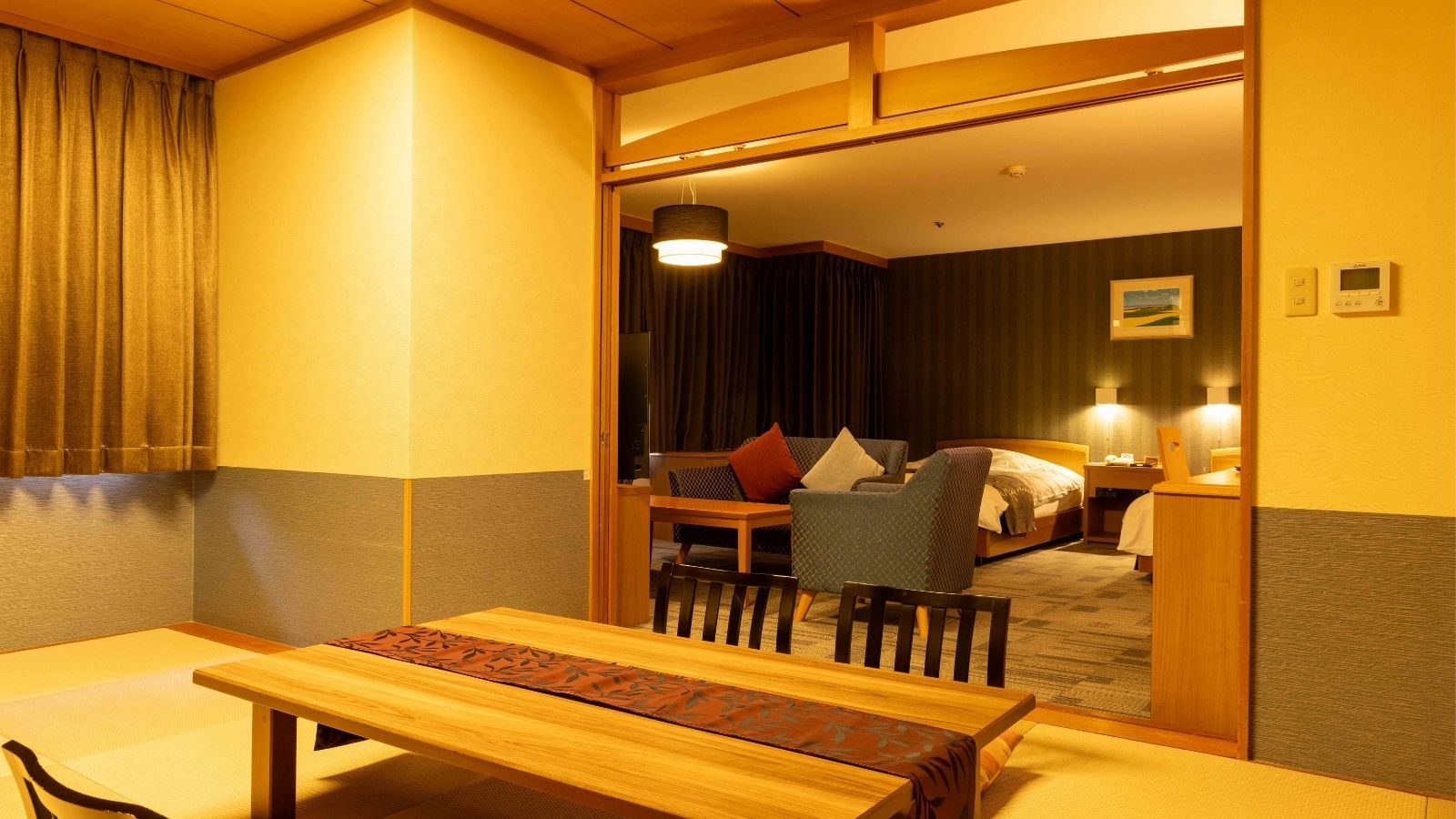 【客室】スタンダード和洋折衷室｜8畳＋洋室ツイン