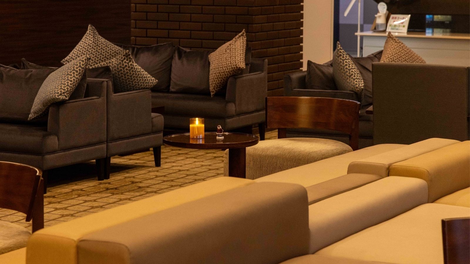 【施設｜ロビーラウンジ】