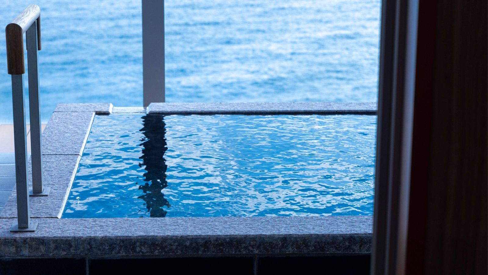 【貸切露天風呂｜明星の湯】