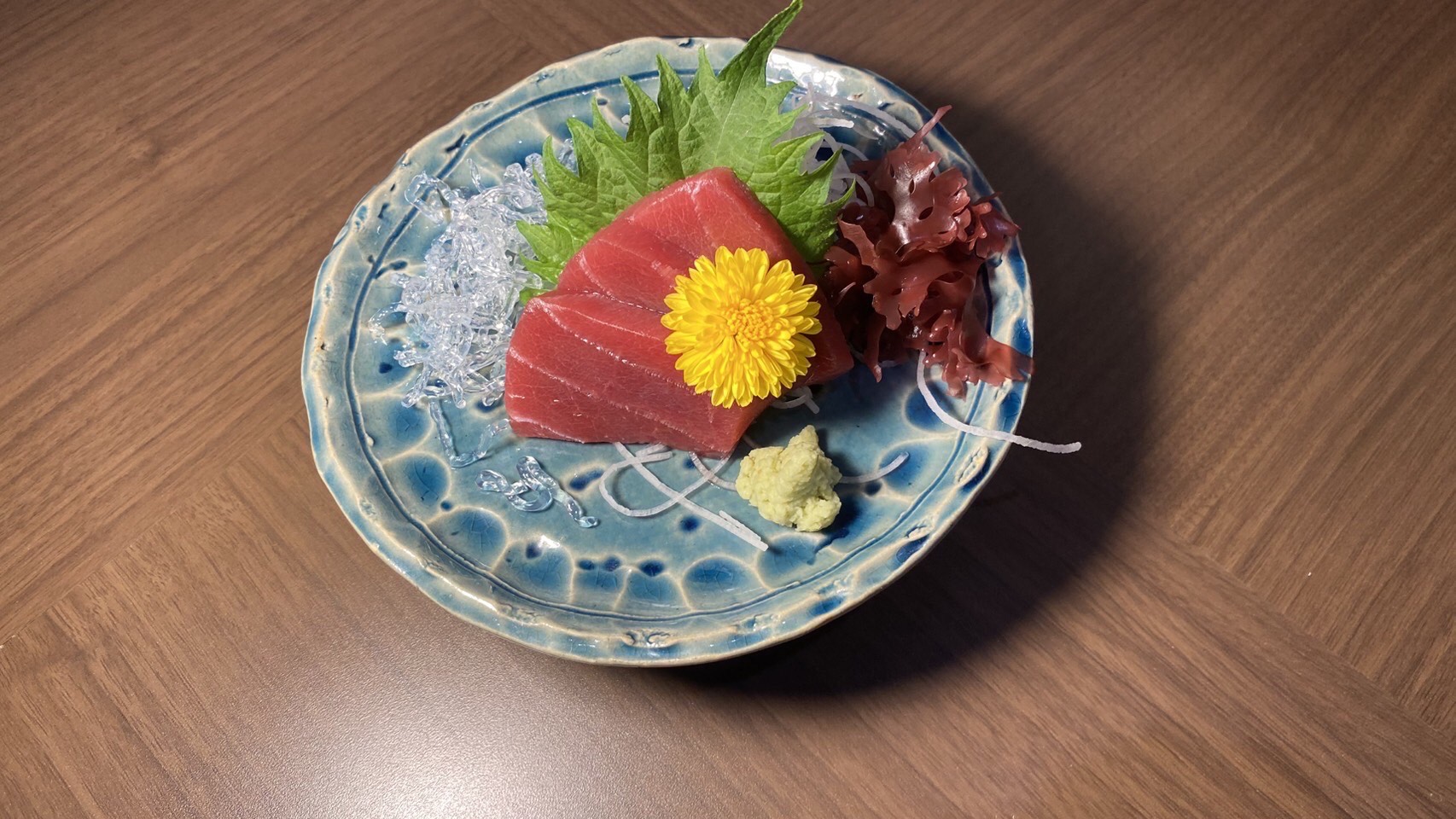 「本鮪赤身三切」