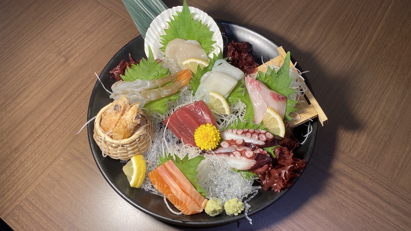 「お刺身七点盛り〈二人前～〉」