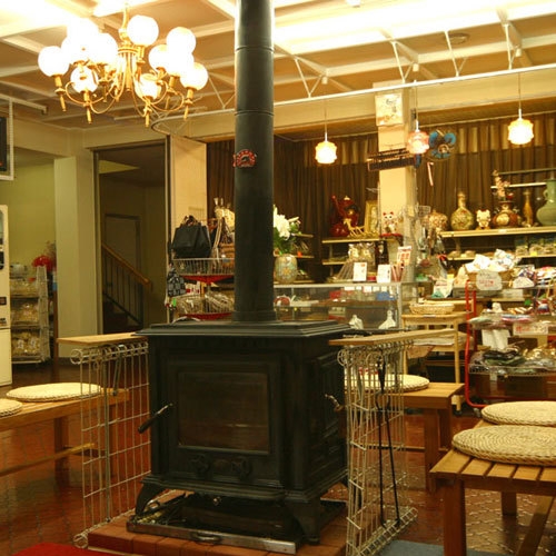 【ペットと同室宿泊（素泊まり）】小〜超大型室内犬可能（犬種不問）ワンちゃんと温泉旅行