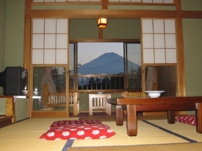 客室から見た富士山