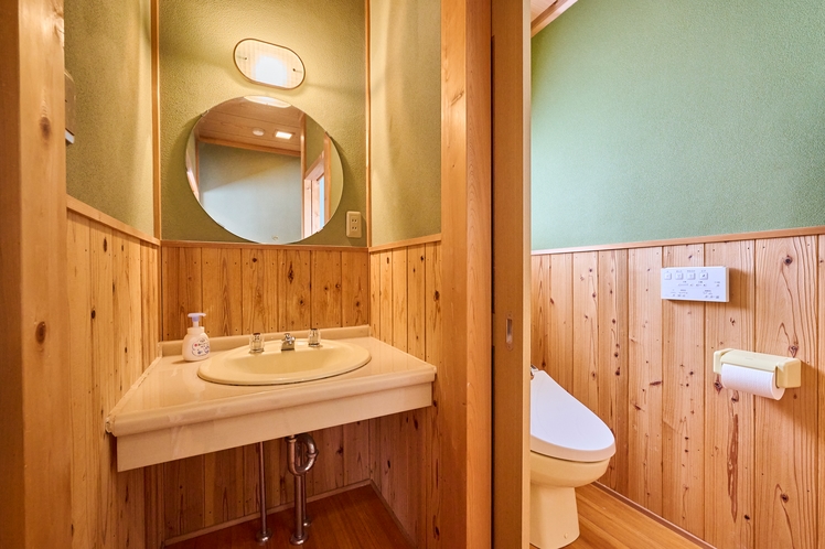 24　【雲浜】洗面・トイレ・シャワー室付客室