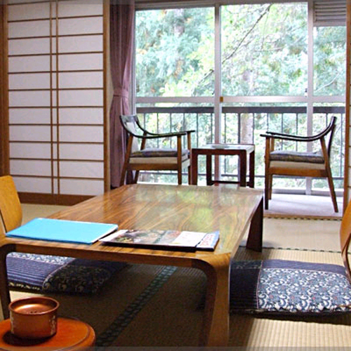 Japanese-style room (with toilet)