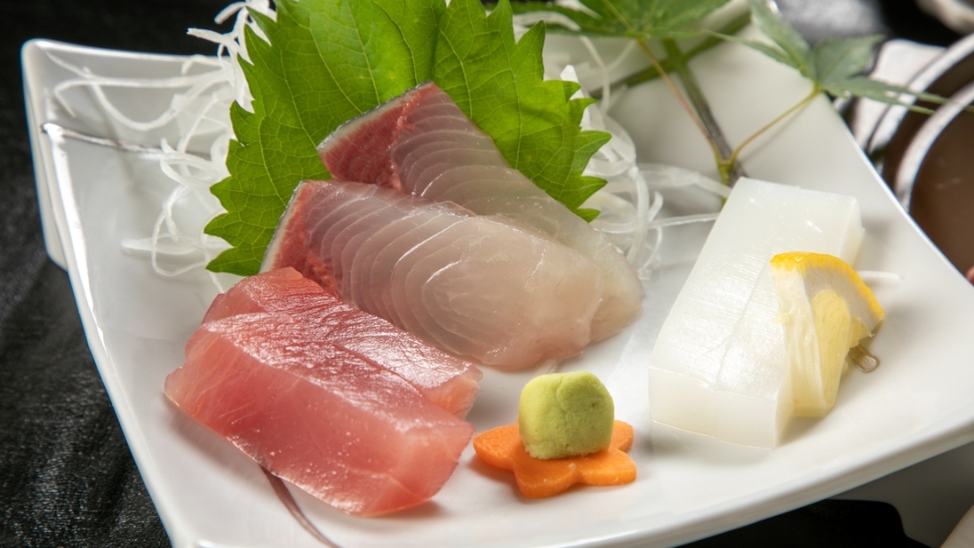 【人気No.1】旬の山菜膳と釜炊き御飯〜12種の温泉と山里の味覚を愉しむ〜