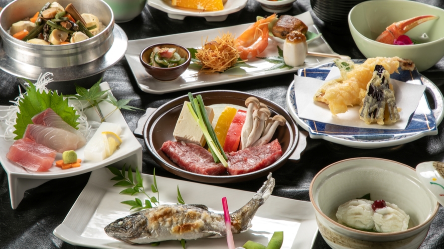 【スタンダード会席】山江村特産の栗や山菜など、旬の食材をふんだんに使った料理をご用意いたします