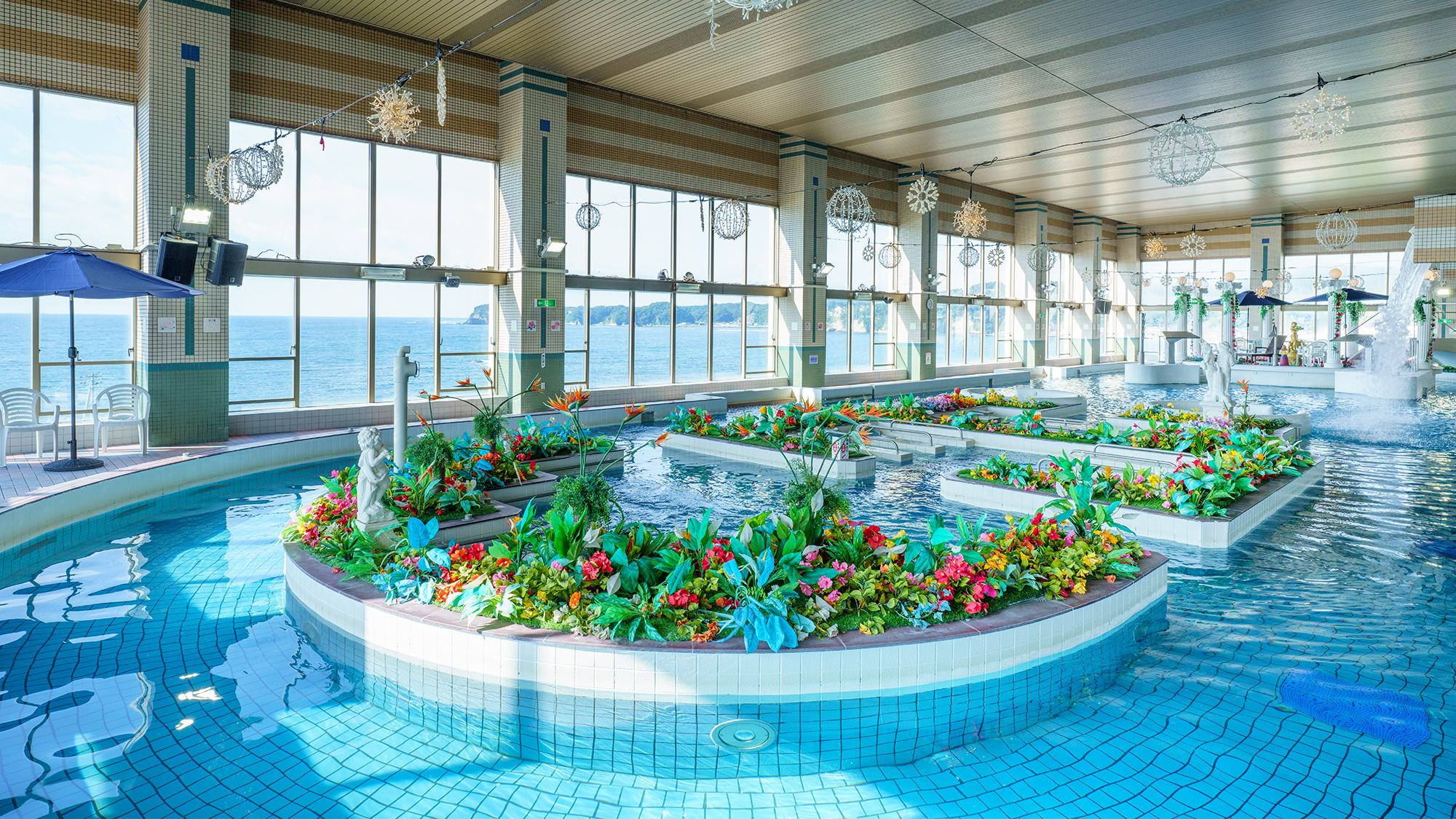 ◆アクアパレス・アクションスパ「温水プール」