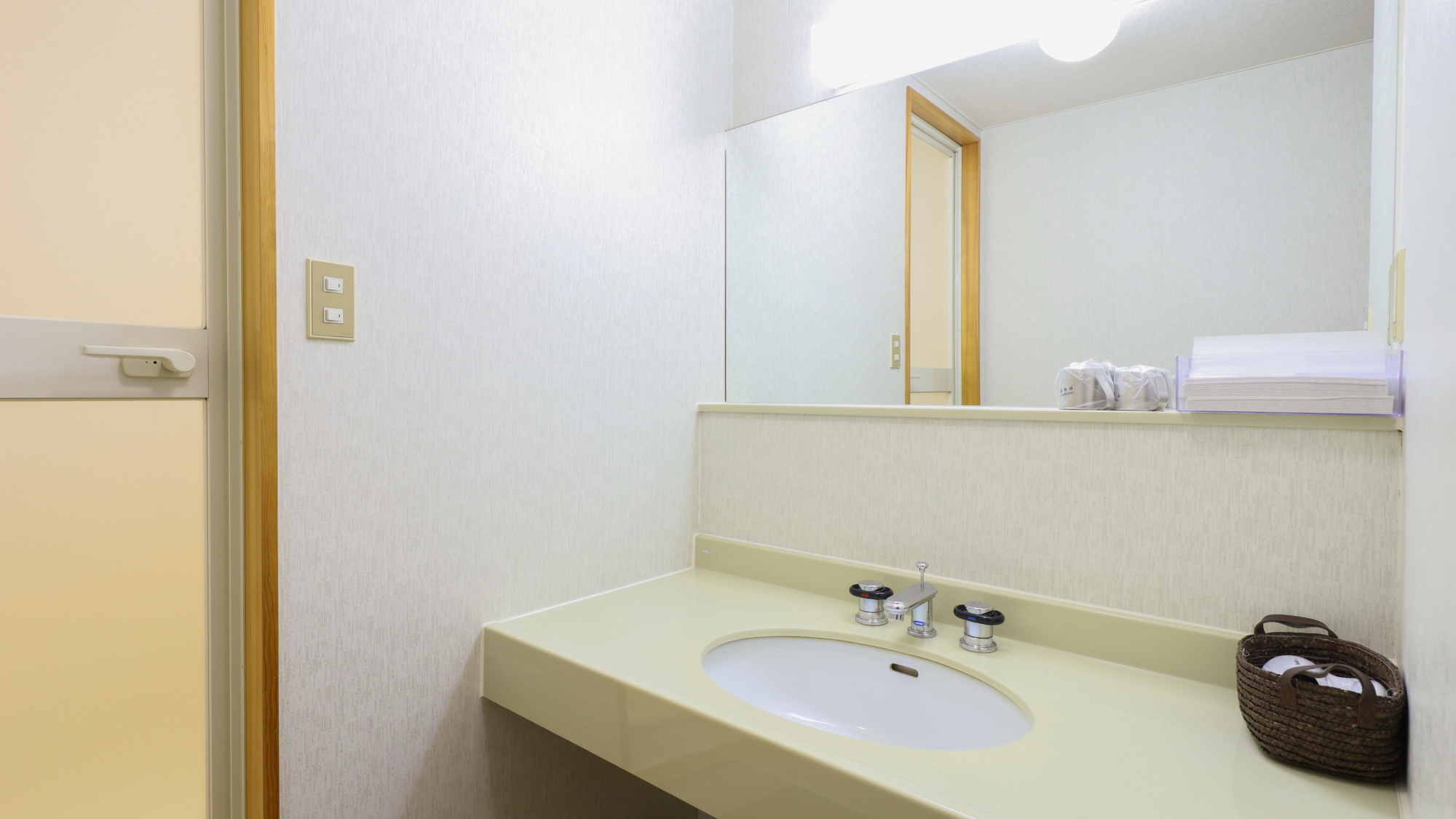 【和室10畳＋広縁】温泉のお風呂・トイレ付